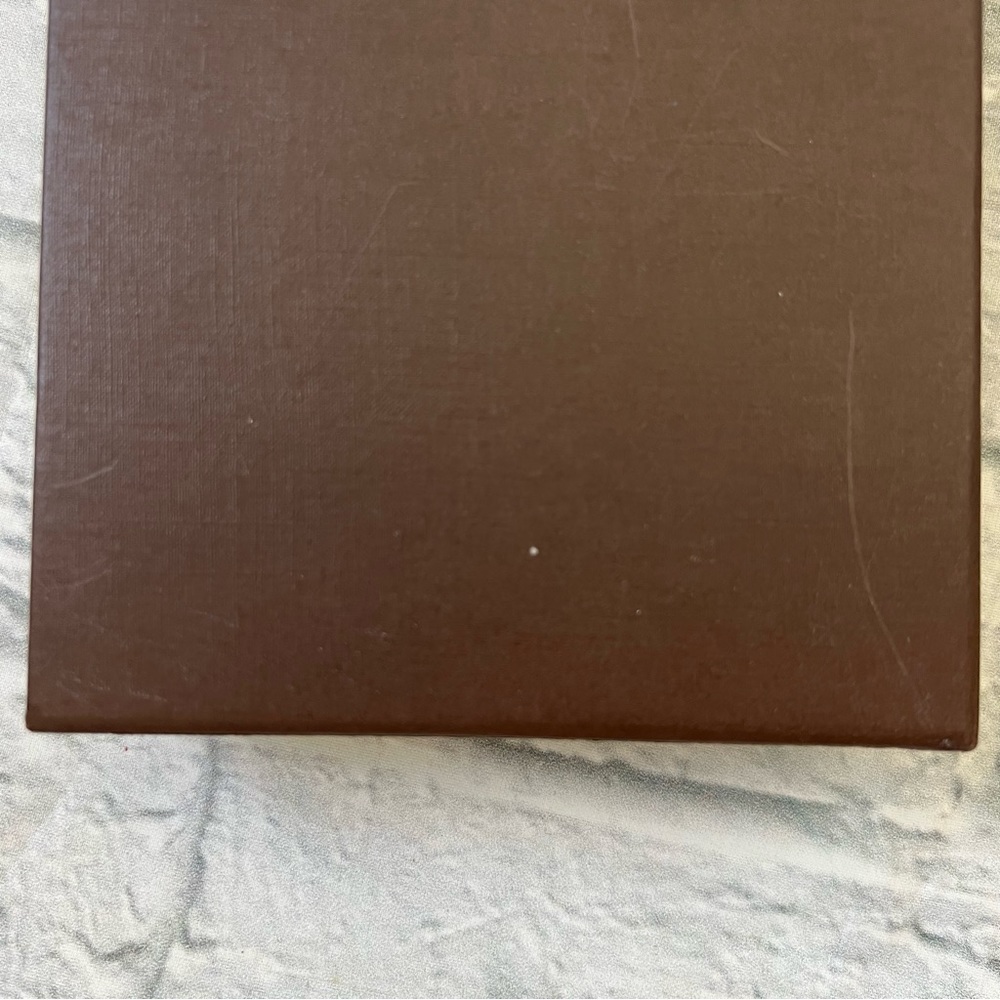 Authentic Louis Vuitton Slide In Gift Box - Picture 7 of 14